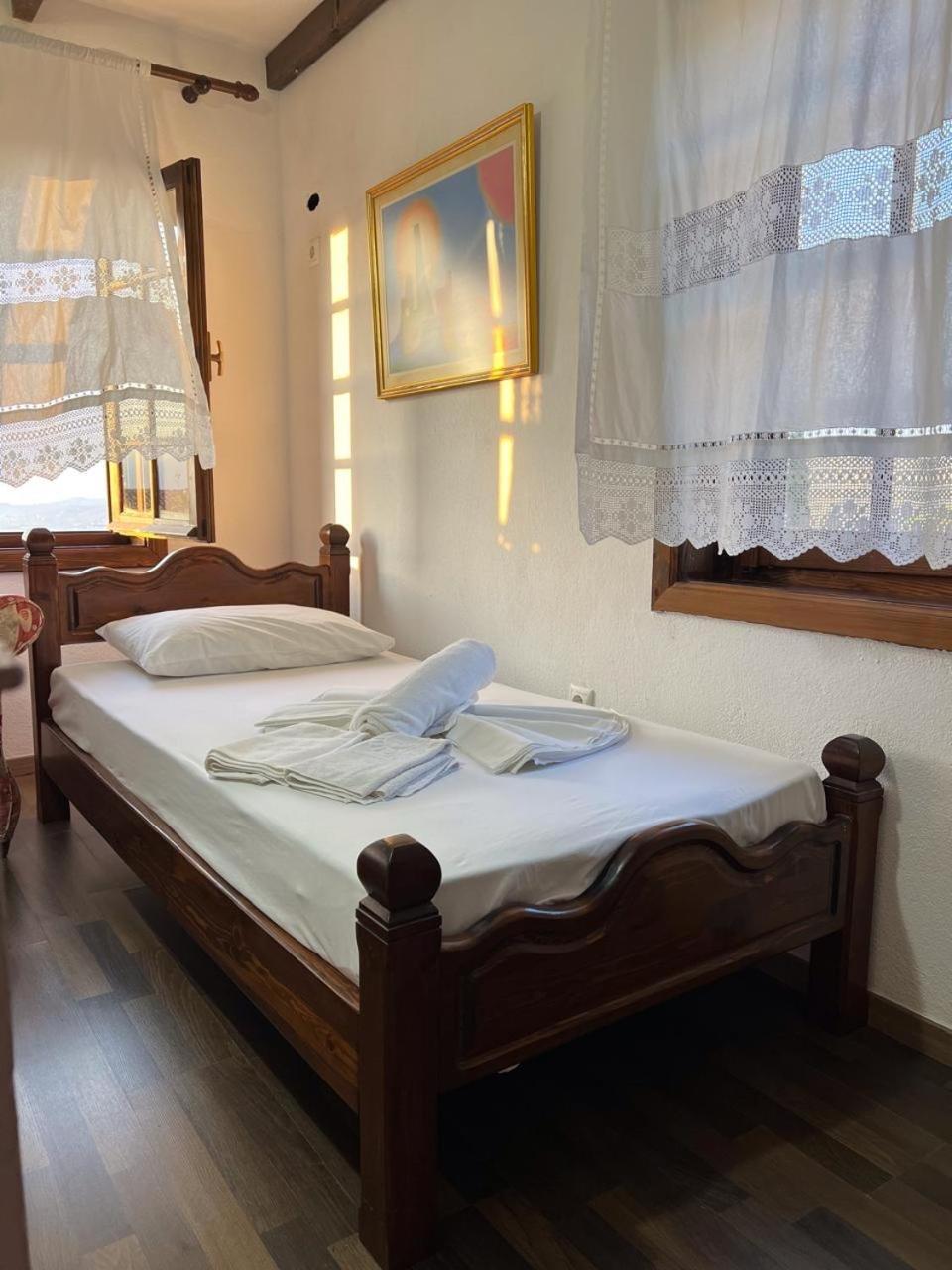 Pjetri House Hotel Berat Kültér fotó